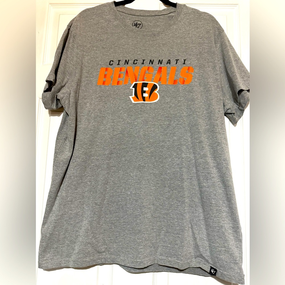 Cincinnati Bengals T-Shirt Men’s XL by 47 brand.
